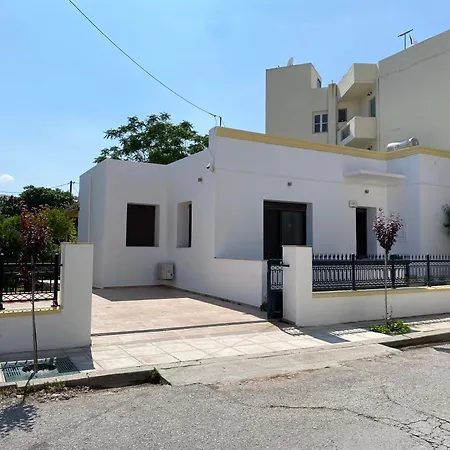 Casakos Holiday home *